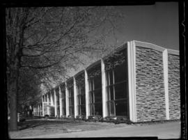 Kitchener Library, Exterior