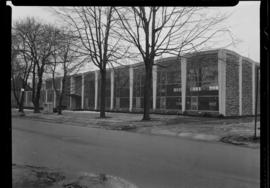 Kitchener Library, Exterior