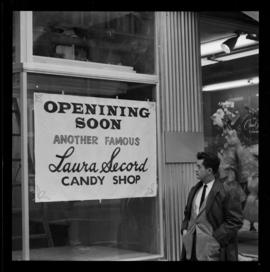 Sign Misspelled on King Street Store