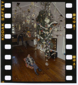 Upside down christmas tree, Bernard Bowles, Tony Pace