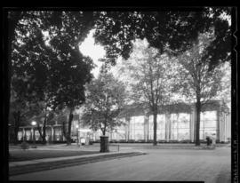 Kitchener Library, Exterior