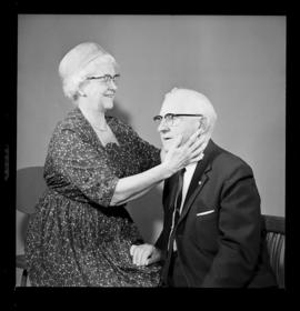 Smith, Otto & Fiancee Mrs. Muriel [Mabel] Best