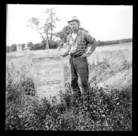 Pioneer Cemetery near Haysville, Summer