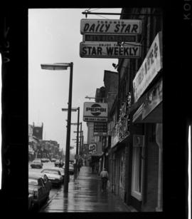 Waterloo Downtown Signs