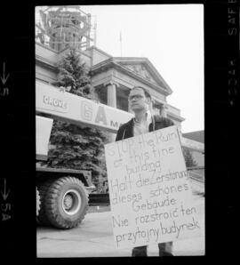 Kitchener City Hall Protester