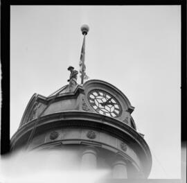 City Hall, Clock Washing