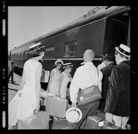 Students Leaving For Saskatchewan