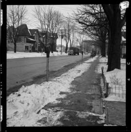 Parking Ban, King St., re Parking Lots