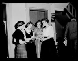 Bell, Marilyn Visits Kitchener