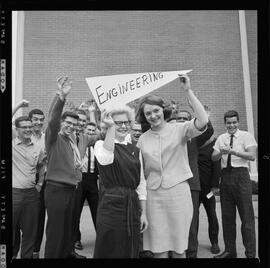 University of Waterloo, Girl Engineering Students
