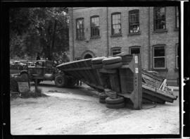 Accident, Hobbs Glass