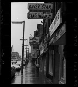 Waterloo Downtown Signs