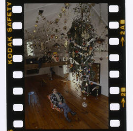 Upside down christmas tree, Bernard Bowles, Tony Pace