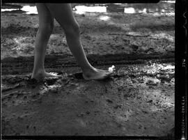 Summer Feature, Feet and Heat