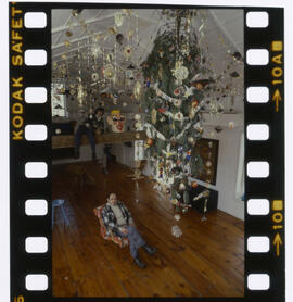 Upside down christmas tree, Bernard Bowles, Tony Pace