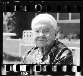 Stauffer, Mrs. Agnes