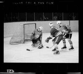 Hockey, Greenshirts vs. Dixie