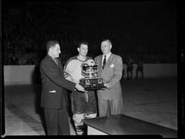 Hockey, Dutchmen-Sault Ste. Marie Final