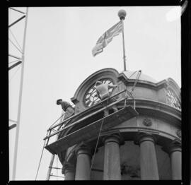 City Hall, Clock Washing