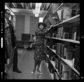 Chen, Mrs. S.H. (Woman of the Week)