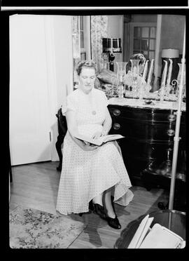 Wagner, Dr. Mildred