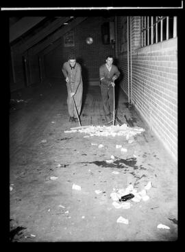 Auditorium, Cleanup Feature