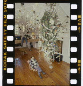 Upside down christmas tree, Bernard Bowles, Tony Pace