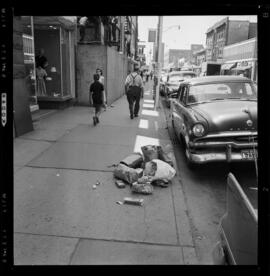 King St., (Kitchener), Garbage on Street