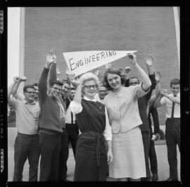 University of Waterloo, Girl Engineering Students
