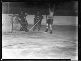 Hockey, Dutchmen-Sault Ste. Marie Final