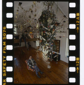 Upside down christmas tree, Bernard Bowles, Tony Pace