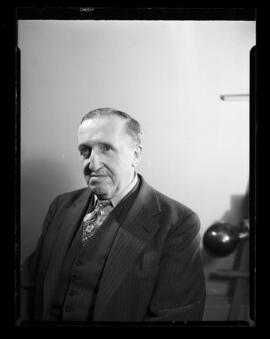 Strahl, Walter