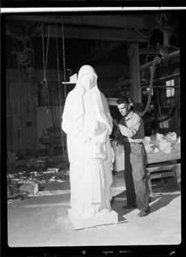 Statue, St. Anne Twin City Monument