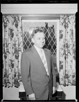 Halliwell, W. H.