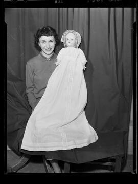 Slugaske and Doll