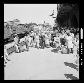 Students Leaving For Saskatchewan