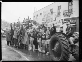 Waterloo College, Invitation Parade