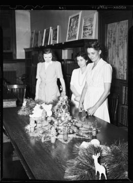 Library floral display