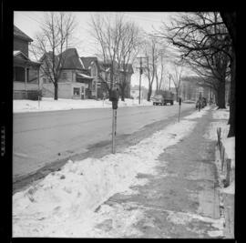 Parking Ban, King St., re Parking Lots